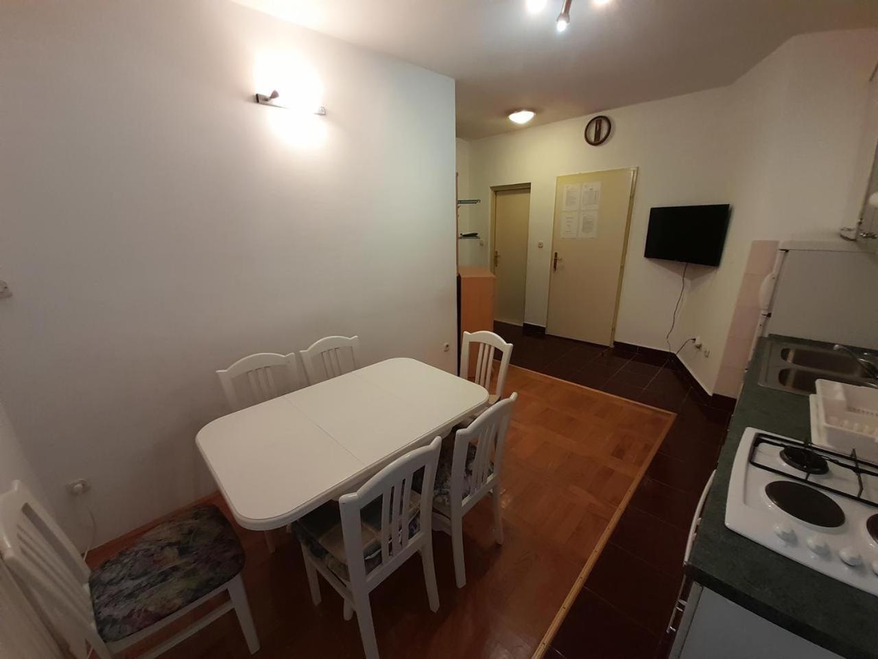 Apartments Nikolas Vodice Exterior photo