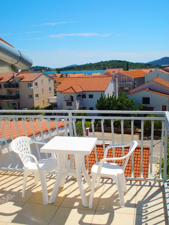 Apartments Nikolas Vodice Room photo